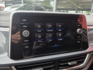 Volkswagen T-Roc Volkswagen T-Roc 1.5 TSI Style | Navi | Virtual Cockpit | Trekhaak - afbeelding nr 23