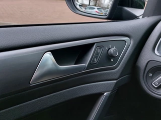 Volkswagen e-Golf e-Golf 136pk Automaat 5-Deurs | Warmtepomp | Navi | Apple Carplay+Android Auto | Clima | Adap. Cruise | Led Koplampen | Pdc V+A | Stoelverwarming | Privacy Glass | 17''lm | Trekhaak - afbeelding nr 21