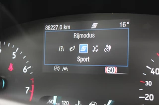 Ford Focus Ford Focus 1.0 EcoBoost 125PK Active Business | B&O | Trekhaak | Adaptieve Cruise | Navigatie | Camera - afbeelding nr 34