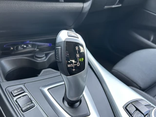 BMW 1 Serie BMW 1 Serie 118d Centennial Executive 50% deal 6.975,- ACTIE Trekhaak / LED / Sport stoelen / Stoel verwarming / PDC achter - afbeelding nr 20