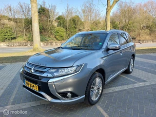 Mitsubishi Outlander Mitsubishi Outlander 2.0 PHEV Executive Edition Nieuw Model - afbeelding nr 1