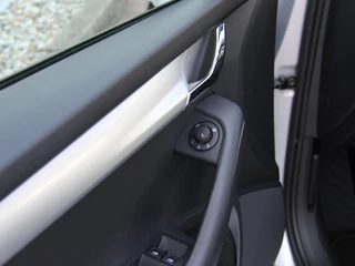 Škoda Octavia Škoda Octavia Combi 1.0 TSI 116pk DSG Style Sport | Kuipstoelen - afbeelding nr 22