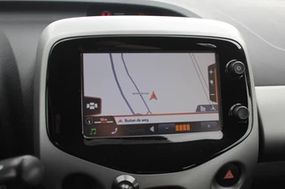 Toyota Aygo Toyota Aygo 1.0 VVT-i x-play / Camera / Navigatie / 15'' / Bluetooth / Airco - afbeelding nr 21