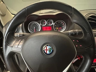 Alfa Romeo MiTo Alfa Romeo MiTo 1.4 Junior Climate control, 17Inch l.m. velgen, Stoelverwarming, PDC - afbeelding nr 18