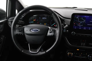Ford Fiesta Ford Fiesta 1.0 EcoBoost Titanium Business (NAVIGATIE, PARKEERSENSOREN, ACHTERUITRIJCAMERA, CRUISE, NL-AUTO) - afbeelding nr 4