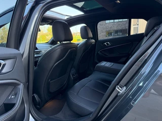 BMW 1 Serie BMW 1-serie 120i High Executive M-Sportpakket|Pano|Trekhaak| - afbeelding nr 72