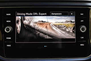 Volkswagen T-Roc CAMERA/BEATS/AKRAPOVIC/TREKHAAK - afbeelding nr 55
