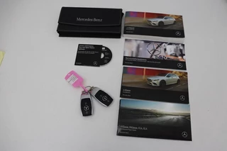 Mercedes-Benz A-Klasse Mercedes-Benz A-klasse 250e AMG | Panoramadak | Stoelverwarming |  Carplay | Navigatie | Full LED | Half leder | Sportstoelen | Park Assist - afbeelding nr 20