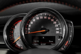 MINI Cooper MINI Cooper 1.5 135 PK Chili - JCW Trim | Cruise | Stoel-+Voorruitverw. | PDC | NAV | ECC | LM 17