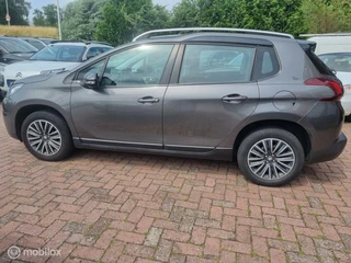 Peugeot 2008 Peugeot 2008 1.2 PureTech Blue Lion , PANO dak , Navi - afbeelding nr 6