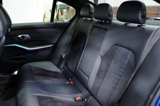 BMW 3 Serie BMW 3-serie 330i High Executive M-sport BTW|Schuifdak|Dodehoeksdetectie|Keyless&Go|Pano - afbeelding nr 9