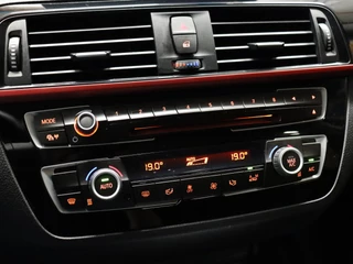 BMW 1 Serie [CRUISE CONTROL, CLIMATE CONTROL, HALF LEDER, BMW LED KOPLAMPEN, PDC ACHTER, BLUETOOTH TELEFOONVERBINDING, NAVIGATIE, NIEUWSTAAT] - afbeelding nr 15