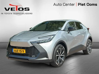 Toyota C-HR 2.0 PHEV 220 First