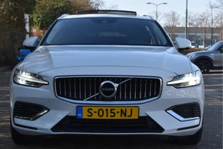 Volvo V60 | Pano.dak | Standkachel | Keyless | Camera | Stuurverwarming | Carplay | Full LED | Historie - afbeelding nr 4