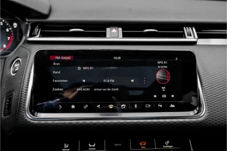 Land Rover Range Rover Velar Land Rover Range Rover Velar 2.0 AWD R-Dynamic Pano Camera Leder Meridian 21