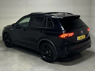 Volkswagen Tiguan Volkswagen Tiguan 1.5 TSI R-Line Black Style Pano H/K NAP - afbeelding nr 9