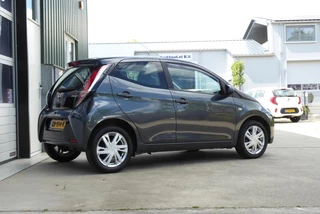 Toyota Aygo Toyota Aygo 1.0 VVT-i x-cite, 2015, Airco, 133.657 Kilometer - afbeelding nr 2