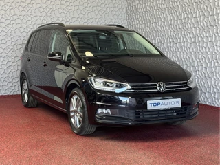 Volkswagen Touran Volkswagen Touran 1.5 TSI 150PK 7P CARPLAY NAVI CAMERA LED ELEK.KLEP VIR.COCKPIT DODE.HOEK DET. STOELVERW KEYLESS 7P 7PERS 10/2024 