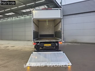 Volkswagen Crafter Volkswagen Crafter 177pk Automaat Laadklep Bakwagen Airco Camera Meubelbak Koffer Airco - afbeelding nr 3