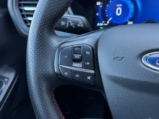 Ford Kuga Ford Kuga 2.5 PHEV ST line - panoramadak - camera - navi - afbeelding nr 16