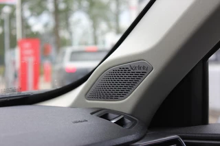 Lynk & Co 01 Lynk & Co 01 01 1.5 261pk Hybrid PHEV 7DCTH | Orig.NL | Trekhaak | PanoramaDak | 360Camera | AppleCarplay | - afbeelding nr 11