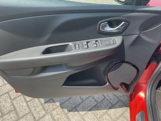Renault Clio Renault Clio Estate 0.9 TCe Limited - afbeelding nr 28