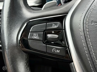 BMW 5 Serie BMW 5-serie 520d High Executive Sport Line Schuifdak HUD Rondomzicht Camera Leder Apple CarPlay LED Stoelverwarming - afbeelding nr 16