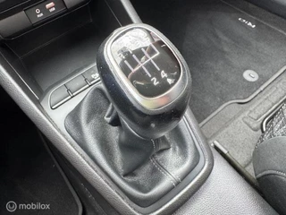 Kia Rio Kia Rio 1.0 T 100pk  DynamicLine Navigatie & Camera achter , Airco,  Electr. Ramen en Spiegels , Bleutooth ,  Apple carplay  & Android auto ,  Centrale deur vergrendeling met afstandsbediening - afbeelding nr 24
