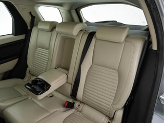 Land Rover Discovery Sport Aut.*WINDSOR-FULL-LEATHER | NAVI-FULLMAP | SHIFT-PADDLES | MEMORY-PACK | COMFORT-SEATS | PDC | CRUISE | ECC | TOWBAR | CAMERA | XENON | HEATED-SEATS | LANE-ASSIST | 19