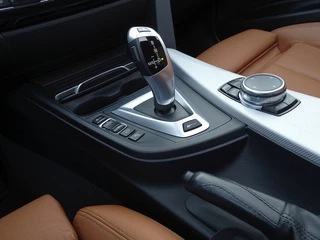 BMW 3 Serie BMW 3 Serie 330e 370PK M-Perf. / 20'' / RVS / *NAP* - afbeelding nr 23