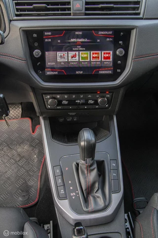 SEAT Arona Seat Arona 1.0 TSI FR AUTOMAAT/NAVI/CRUISE/360CAM - afbeelding nr 12