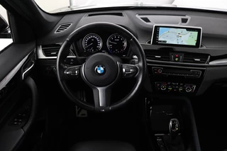 BMW X1 BMW X1 sDrive20i M Sport | Leder | Head-Up |  Stoelverwarming | Camera | Full LED | Sportstoelen | Navigatie | Park Assist | DAB - afbeelding nr 3