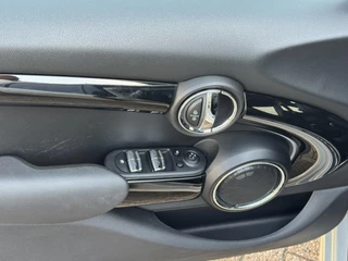 MINI Cooper Mini Mini 1.5 Cooper Chili John Cooper Works Package Cruise Control Climate control Elektrisch panorama dak Harman Kardon - afbeelding nr 26