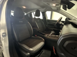 Jeep Avenger Jeep Avenger Longitude 54 kWh | Navigatie | Voorruit Verwarming | Fabrieks Garantie | | Soh (batterijcheck) 96 % - afbeelding nr 25