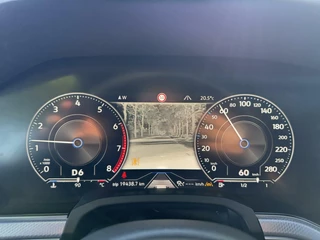 Volkswagen Touareg Volkswagen Touareg 3.0 TSi DSG R-Line 4Motion Navigatie-Pano-Elektr.Trekhaak-Achterasbesturing-Adapt.Cr.Contr-Carplay-Clima-Camera-Stoel/Stuurverwarming-Luchtvering-Headup - afbeelding nr 33