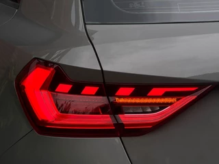 Audi A1 Sportback Audi A1 Sportback 40 TFSI 200PK Automaat 3X S-Line *ChronosGrijs* *UNIEK* - afbeelding nr 10