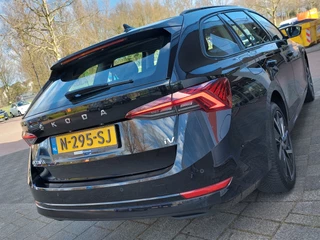 Škoda Octavia 1.4 TSI iV PHEV Business Edition | Origineel NL | Navi | Apple Carplay+Android Auto | Clima | Cruise | Led Koplampen | Pdc V+A | Rijstrook+Licht+Regensensor | 18''lm - afbeelding nr 48