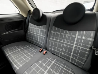 Fiat 500 Automaat (PANORAMADAK, NAVIGATIE, CLIMATE, LM VELGEN, SPORTSTOELEN, XENON, PARKEERSENSOREN, NIEUWE APK, NIEUWSTAAT) - afbeelding nr 15