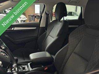 Škoda Karoq Skoda Karoq 1.0 TSI 110 pk handg. Buss. Edition | Navi | Cruise | PDC | CarPlay | Clima | DAB+ | Keyless | Org. NLD. | - afbeelding nr 6