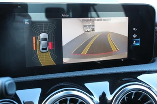Mercedes-Benz A-Klasse Mercedes-Benz A-klasse 200 Automaat Progressive | Sfeerverlichting | Navigatie | Climate control | Camera | Parkeer sensoren | Half Lederen Bekleding | Led  | Cruise Control | LMV Velgen - afbeelding nr 21