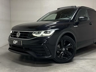 Volkswagen Tiguan Volkswagen Tiguan 1.5 TSI R-Line Black Style Pano H/K NAP - afbeelding nr 56
