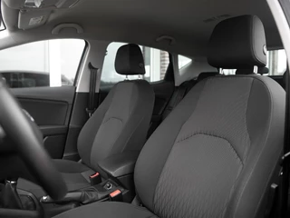 SEAT Leon SEAT Leon 1.4TSI 150pk Style Connect | Navigatie & Apple Carplay/Android Auto | Parkeersensoren | Hoogteverstelling stoelen | Climate control | Donker getint glas | Cruise control - afbeelding nr 4