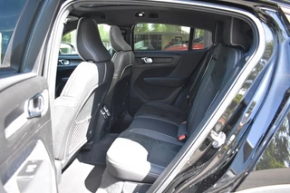 Volvo C40 Volvo C40 Twin Intro Edition 408Pk/78kWh | Getint glas | Trekhaak - afbeelding nr 14