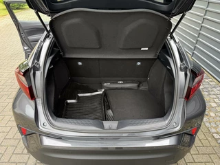 Toyota C-HR Toyota C-HR 1.8 Hybrid Style Navi Apple stoel/stuurverw.Camera - afbeelding nr 18