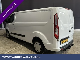 Ford Transit Custom Ford Transit Custom 2.0 TDCI 170pk Automaat L2H1 Inrichting Euro6 Airco | Navigatie | Camera | Android Auto | LED Trekhaak Cruisecontrol, Verwarmde voorruit, Stoelverwarming, Parkeersensoren, Bijrijdersbank - afbeelding nr 2