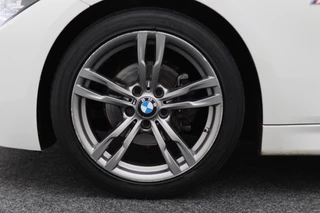 BMW 3 Serie Leer, Standkachel, Verwarmde Stoelen, Cruise, Navigatie, Bluetooth, 18'' - afbeelding nr 25
