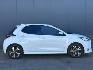 Toyota Yaris Toyota Yaris 1.5 VVT-i Style / Facelift / Apple carplay / Privacy glass - afbeelding nr 11
