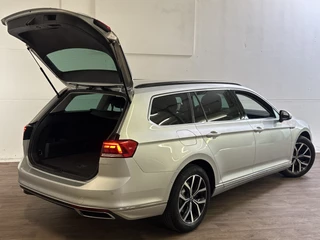 Volkswagen Passat Volkswagen Passat Variant GTE 218PK DSG HYBRID GTE BUSINESS VIRTUAL/NAVI/CAMERA*** - afbeelding nr 16