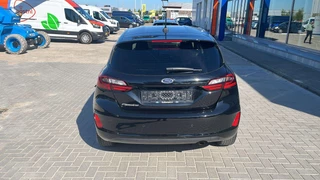 Ford Fiesta Ford Fiesta 1.0 EcoBoost Hybrid Titanium | Winter Pack | Navigatie | Camera - afbeelding nr 6