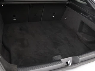 Mercedes-Benz CLA Mercedes-Benz CLA-klasse Shooting Brake 250e Business Solution AMG Limited |  Adaptive cruise | Stoelverwarming | Carplay | Sfeerverlichting | Leder/Alcantara | Navigatie | Full LED - afbeelding nr 13
